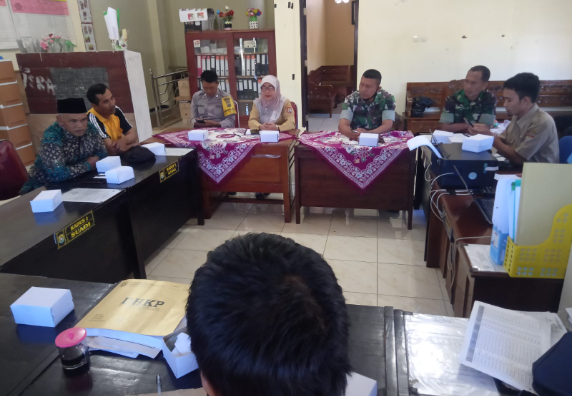 Rapat Koordinasi Pembentukan Panitia HUT RI Ke - 77 Tingkat Desa Peron